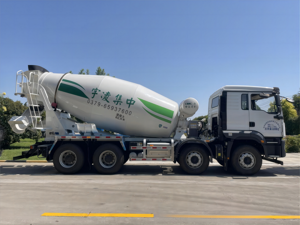 【發(fā)車新聞】陜汽&凌宇攪拌車跨越萬里，南下交付