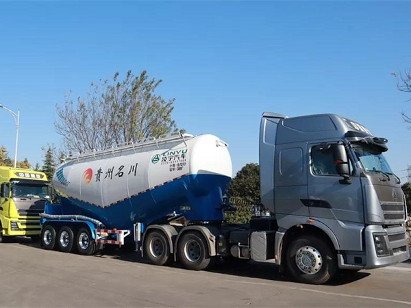 這個冬天玩轉“色彩穿搭”，凌宇多彩粉罐向黔出發(fā)