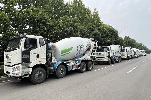 【重卡新聞】9月重卡銷8萬輛！“小金九”較去年“遙遙領(lǐng)先”