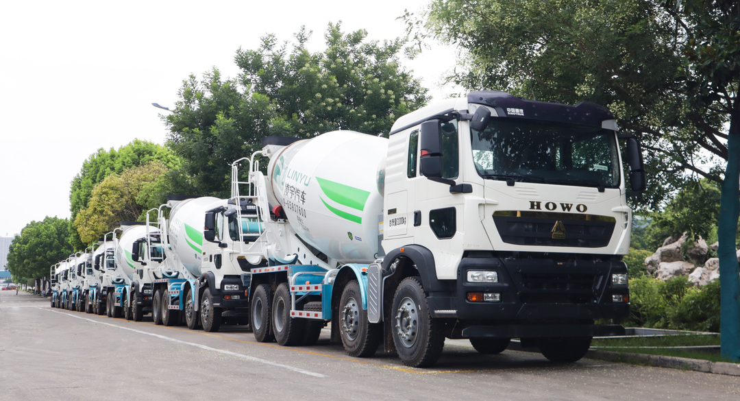 盛夏驕陽似火，凌宇交車繁忙！
