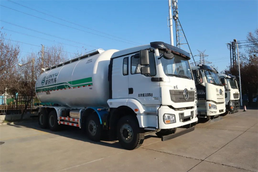 【重卡新聞】連續(xù)上漲！3月重卡銷近10萬輛！